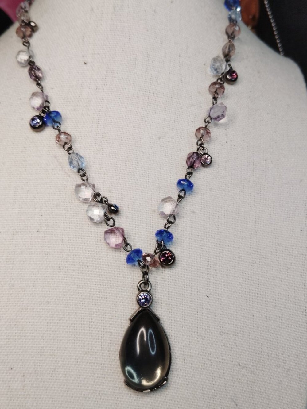 Anne Klein Gunmetal Choker Necklace – Multicolor Beads & Teardrop Pendant, 17"